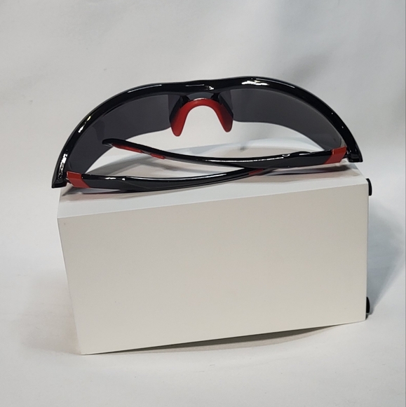 Men's NWOT Black/Red Square Sunglasses Goggles Shades Windproof - Picture 5 of 5